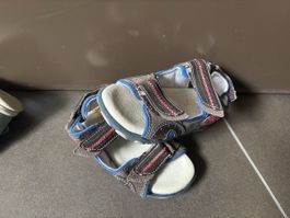 Neu 25 Sandalen Twisty 