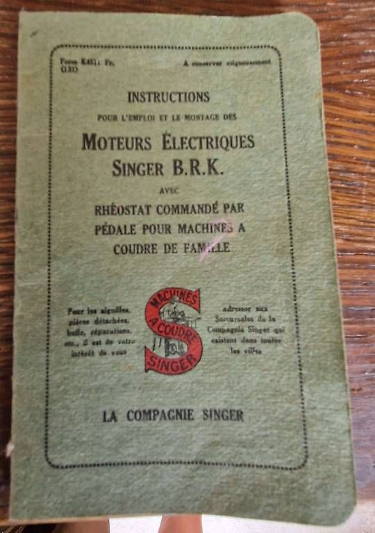 Macchine da cucire: Machine à coudre Singer d'époque électrifiée de 1936 – Usato da Delémont venduto da FB2800 2
