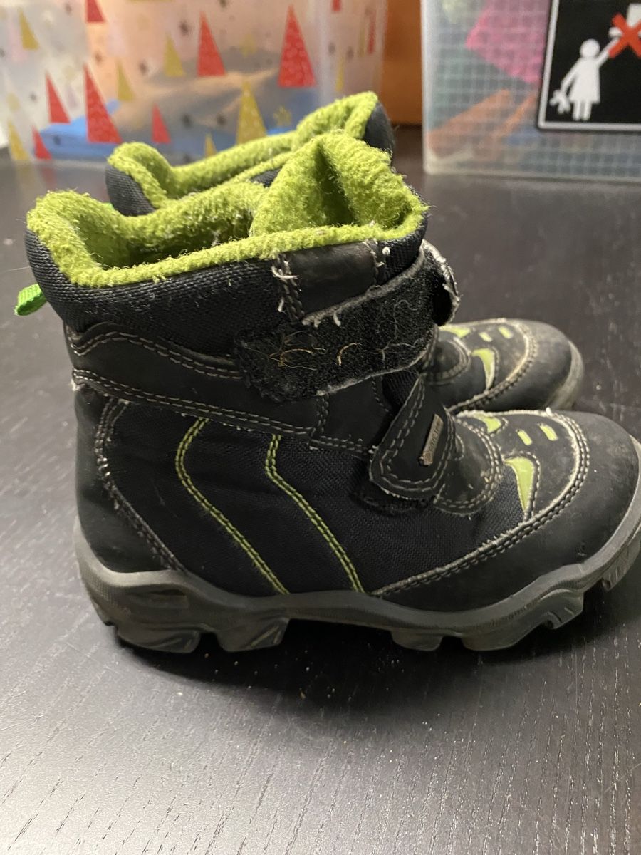 Primigi Scarpe per ragazzi: Wasserdichte Wanderschuhe PRIMIGI Gr. 28 – Usato da Biel-Benken BL venduto da PANORMUS