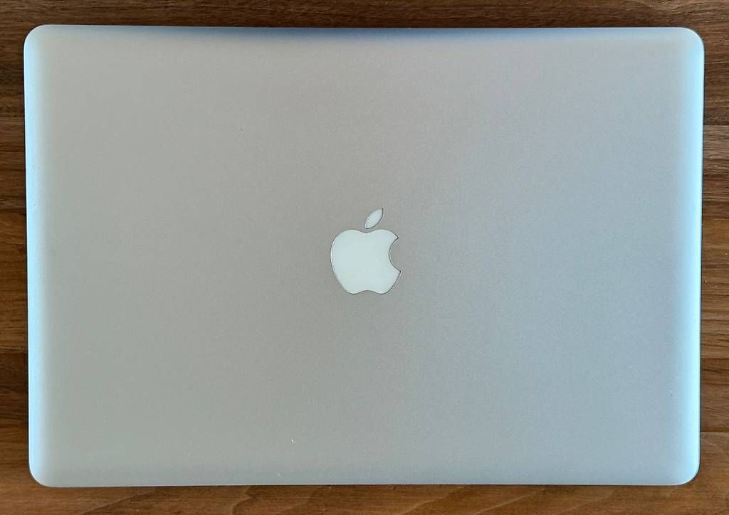 Notebook: MacBook Pro 15", 2012 in gutem Zustand – Usato da Zürich venduto da Electra150 4