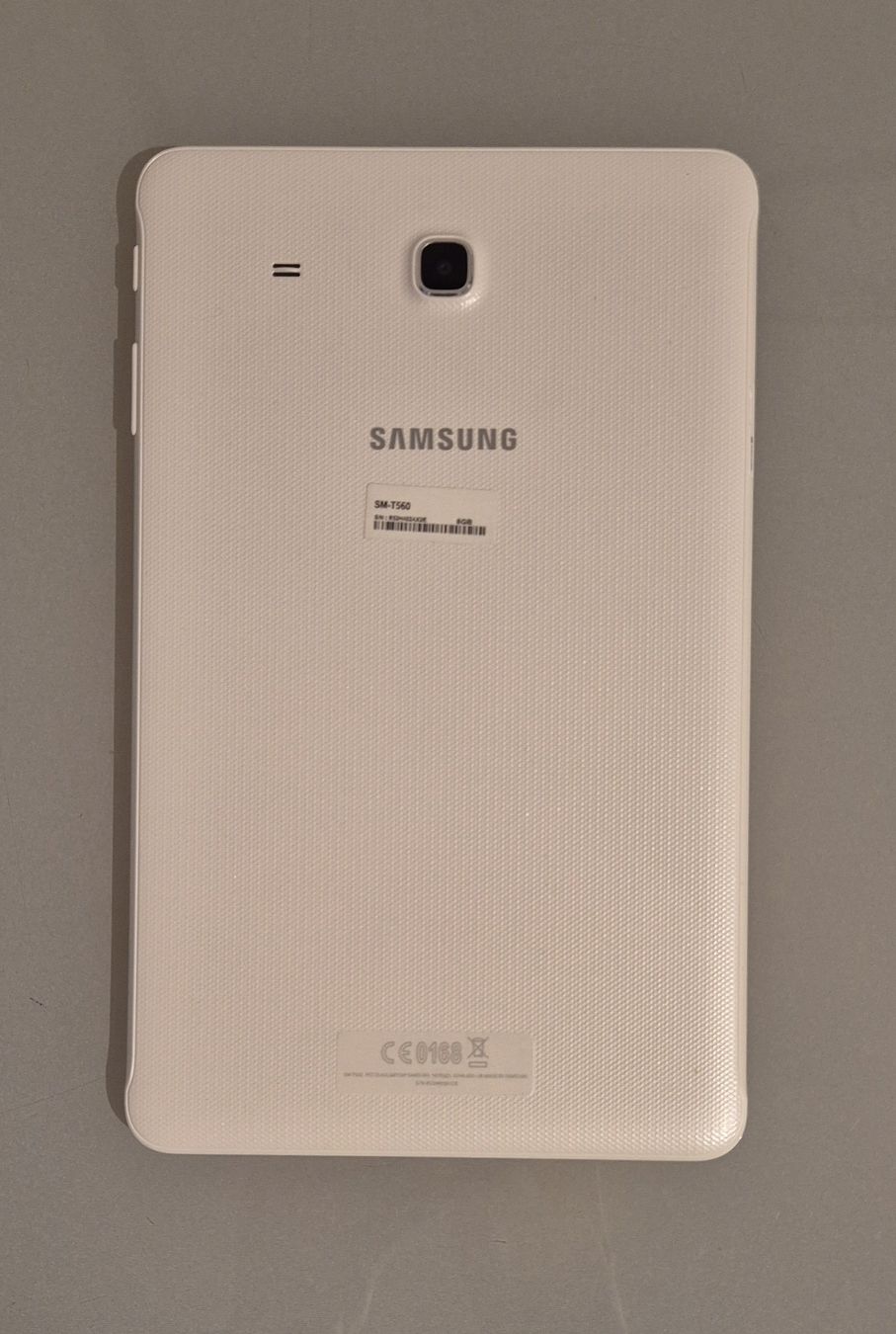 Samsung Tablet PC: Galaxy Tab E (SM-T560) mit Hülle – Usato da Rieden AG venduto da Marcse95 1