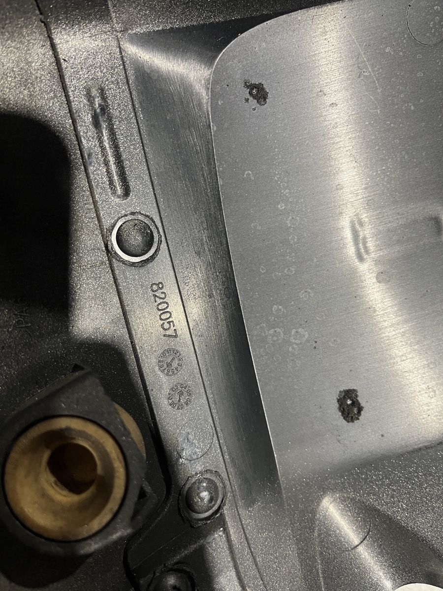 Porsche Alle Autoersatzteile: Porsche Cayenne 955 V6 Engine Cover – Gebraucht aus St. Erhard von Michel164 3