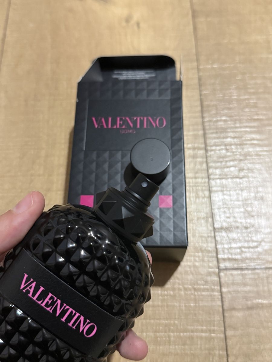 Valentino Parfum & Eau de Toilette: Valentino born in roma EXTRADOSE 100ml – Gebraucht aus Erschwil von don_jf2z 2