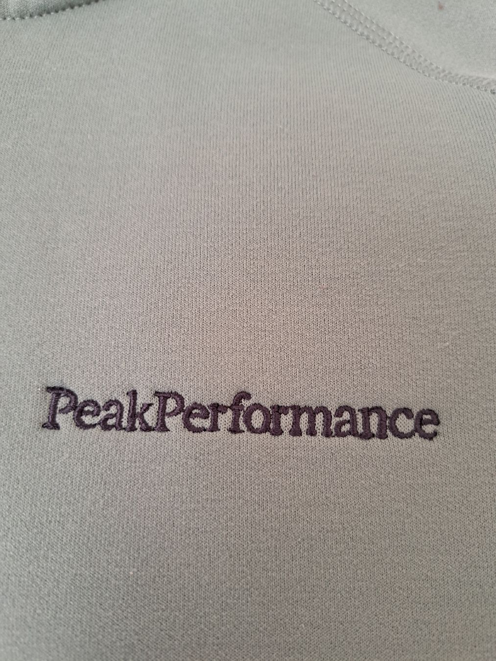 Peak Performance Jacken: Peak Performance Jacke – Gebraucht aus Thalwil von sternenstaub369 1