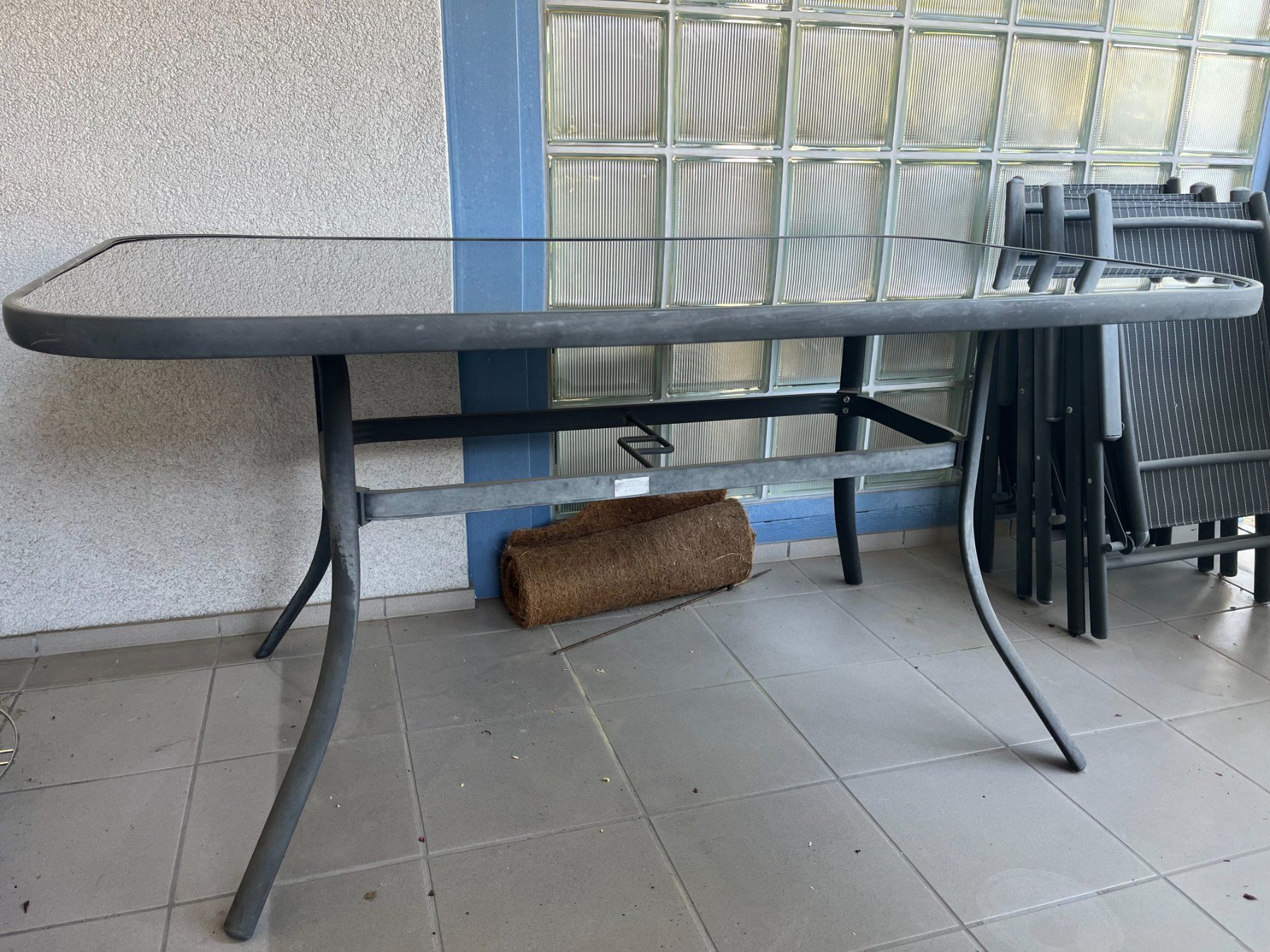 Set di tavolo e panche: Gartentisch mit 4 Gartenstuhlen – Usato da Binningen venduto da Priuts 1
