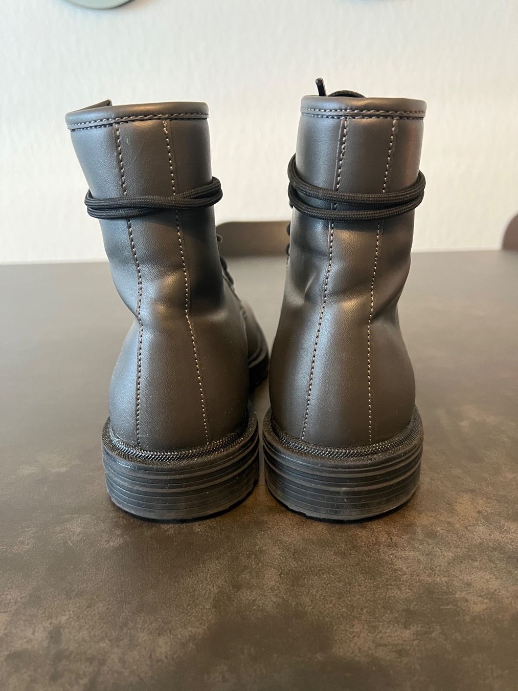 Zara Scarpe da uomo: Bottines de chez Zara – Usato da Pully venduto da Afagone 3