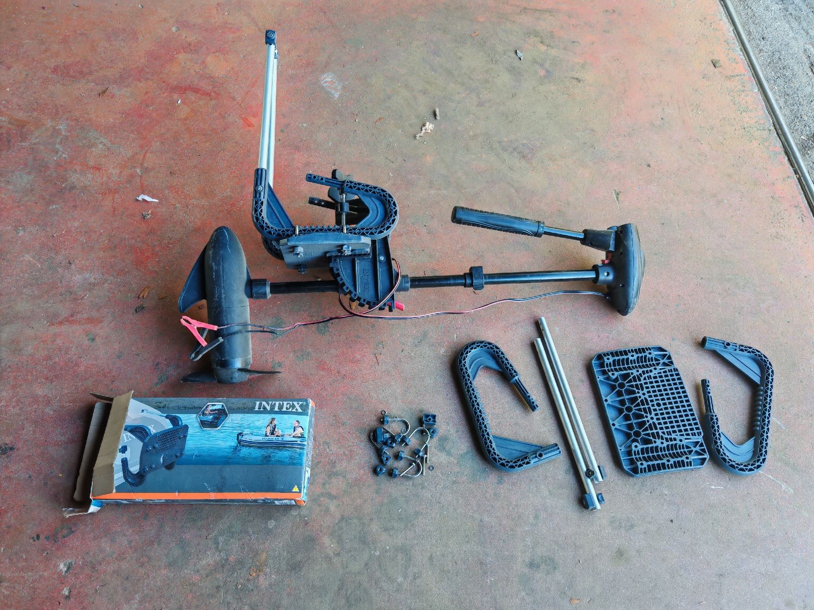 Motori: Intex 12V Aussenbordmotor mit Halterung  – Difettoso da Milken venduto da Mech.jh 1