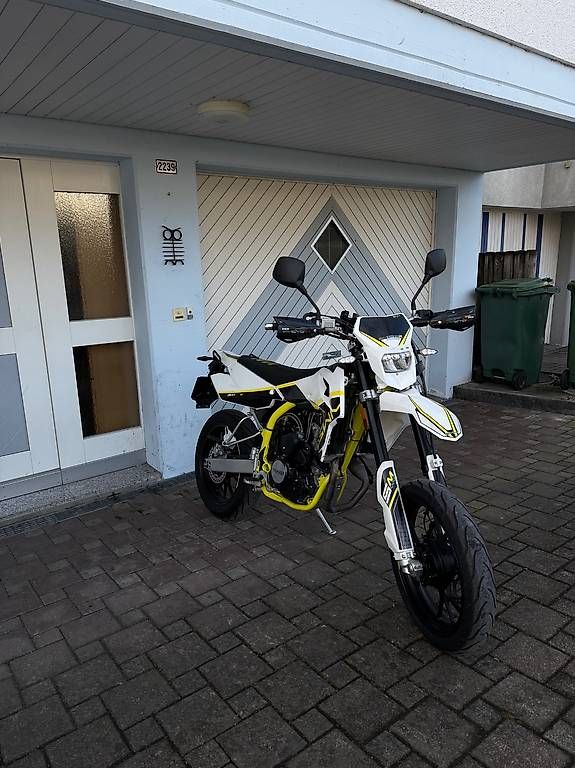 Strada: Swm SM 125 r VHB – Usato da Diepoldsau venduto da ebu_zn5k 1
