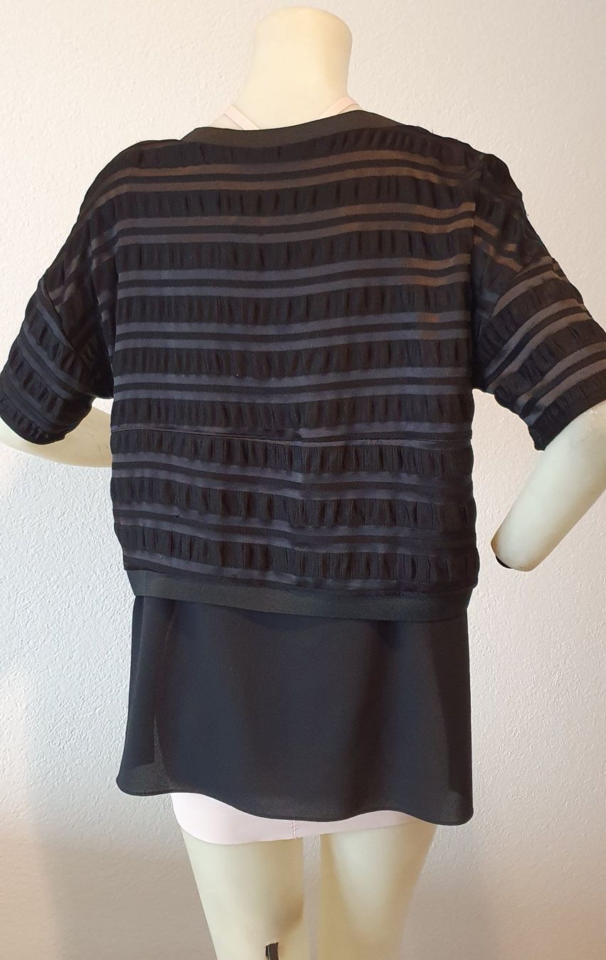 Top: ANGE  T2/M/38 TOP – Nuovo (secondo la descrizione) da Niederbipp venduto da fashionfuchs 4
