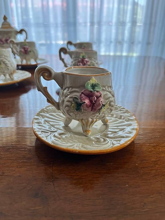 Tazze: Servizio caffè Capodimonte vintage  25 pezzi. – Usato da Breganzona venduto da Renzanton 2