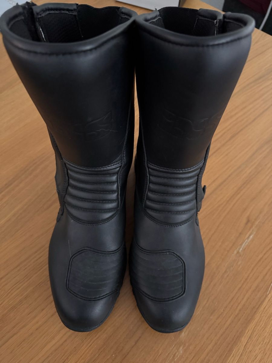 Herrenschuhe: Motorradstiefel – Gebraucht aus Sulgen von chr_yy7m