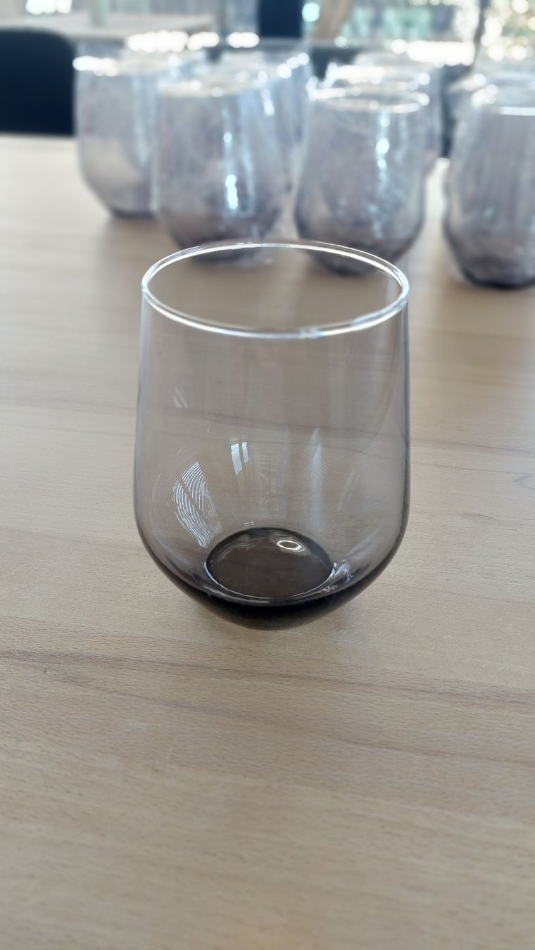 Ikea Gläser: 12× Glas, grau 45cl – Neu (gemäss Beschreibung) aus Dübendorf von huebi01 1