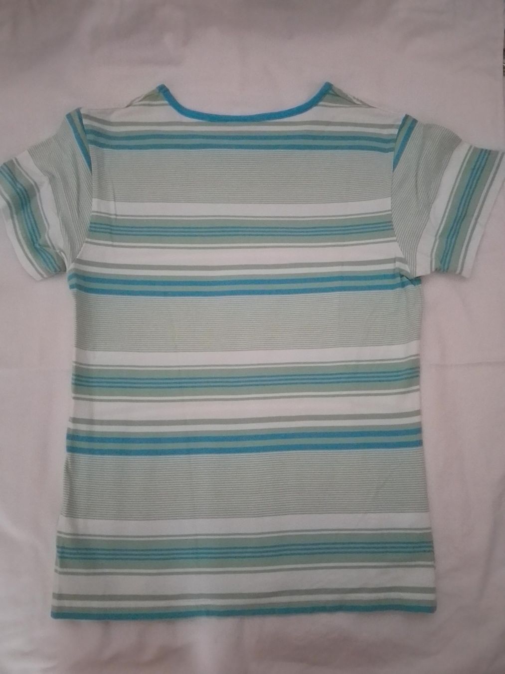 Blusen, T-Shirts & Tops: T-shirt – Gebraucht aus Echandens von Gamora32 1