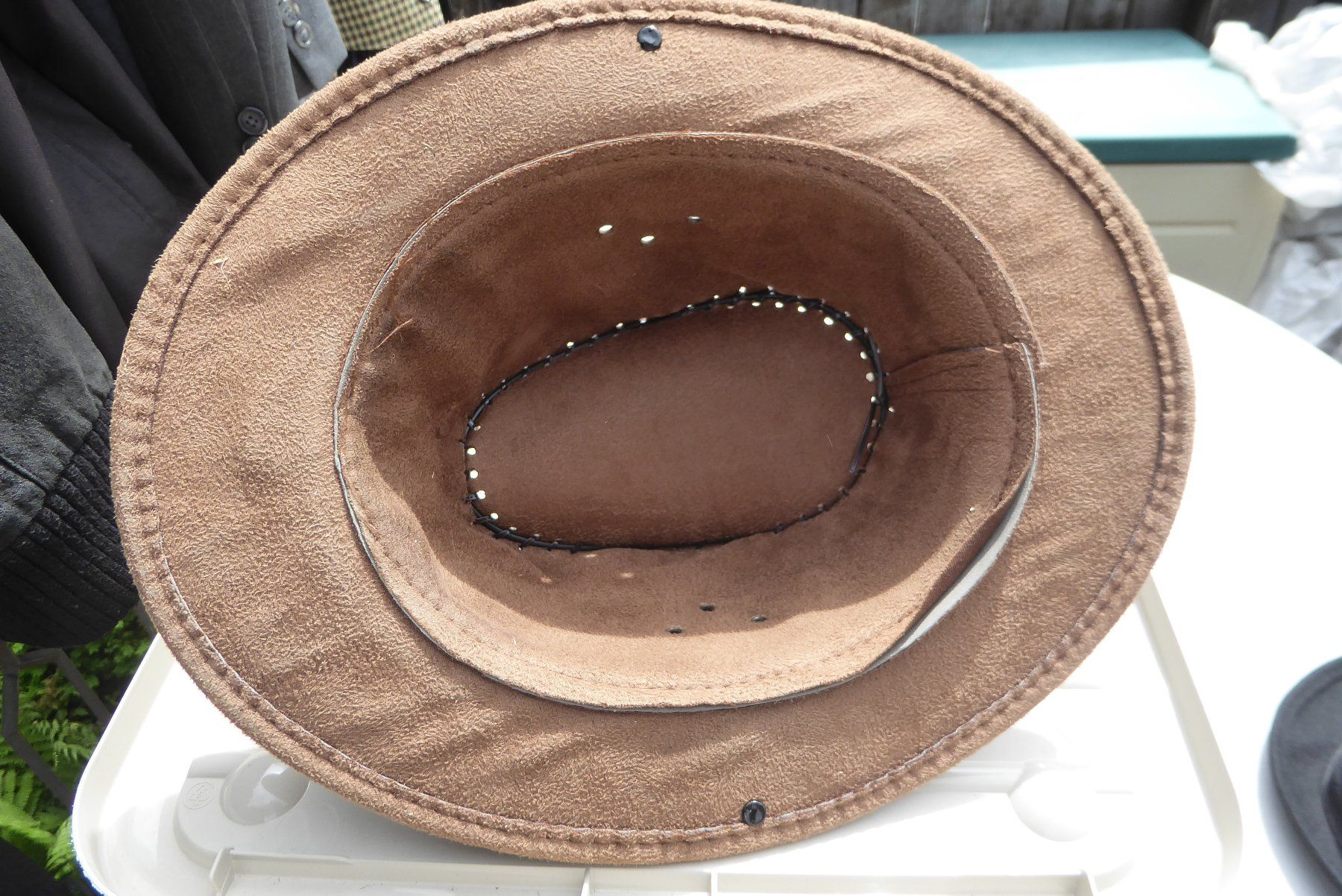 Copricapi, berretti & cappellini: Cowboy Hut Lochlänge 20cm – Usato da Sargans venduto da Benziner 5