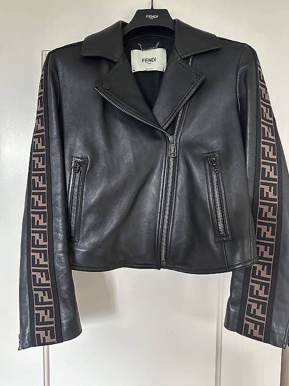 Fendi Giacche: Fendi Lederjacke Lammleder IT42/DE38 – Usato da Zürich venduto da jul_wq9c