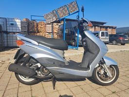 Yamaha XC 125 CygnusX Roller Scooter Lieferung möglich