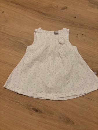 Kleid weiss Sterne Grösse 68 guter Zustand