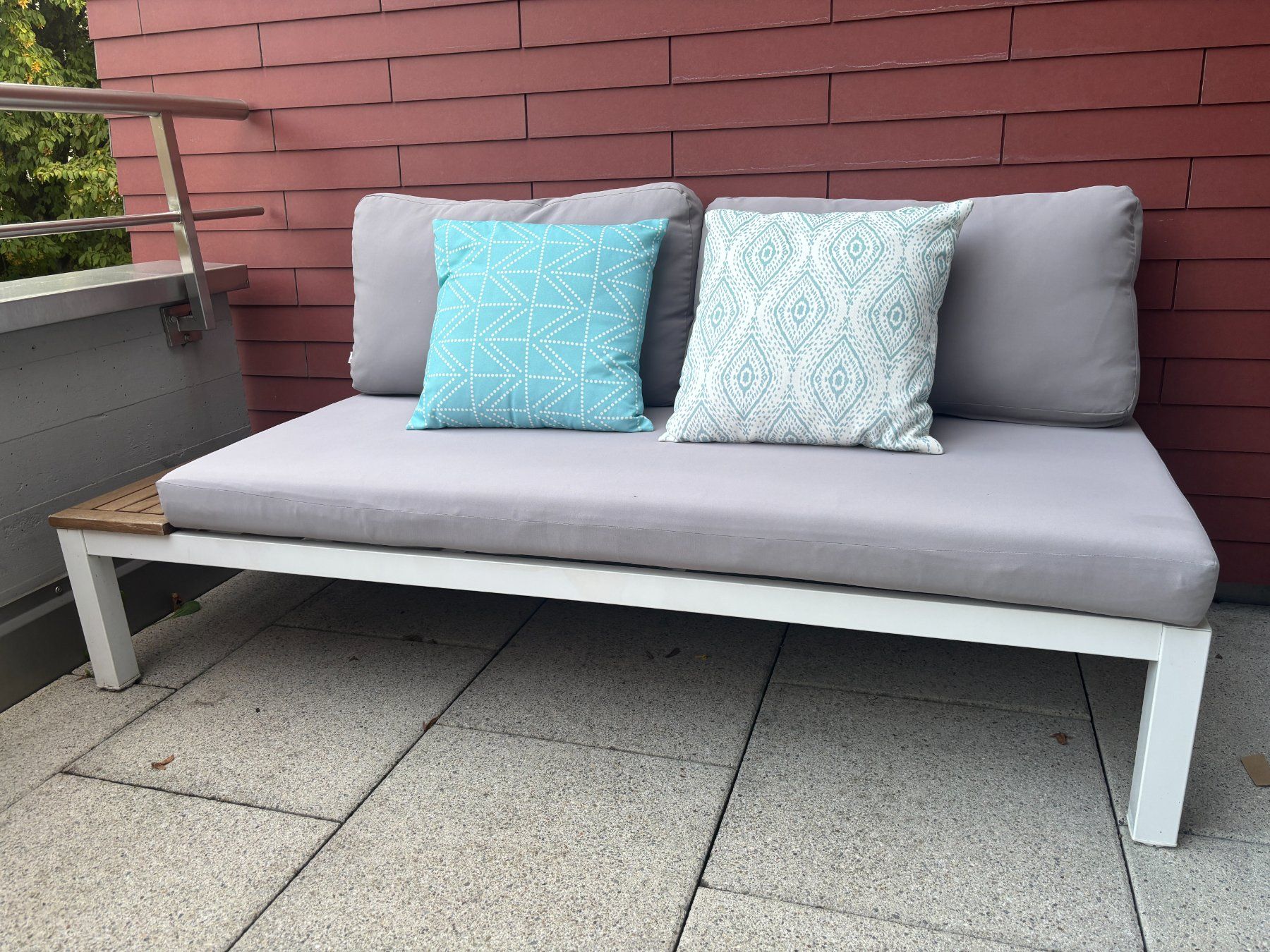 Divani: Garten Daybed von Depot hellgrau/weiss – Usato da Zürich venduto da Possem 1