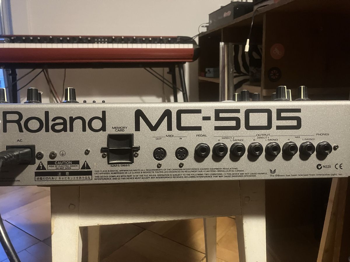 Roland Musikinstrumente: Roland MC 505 Groovebox – Gebraucht aus Zürich von samy91 1
