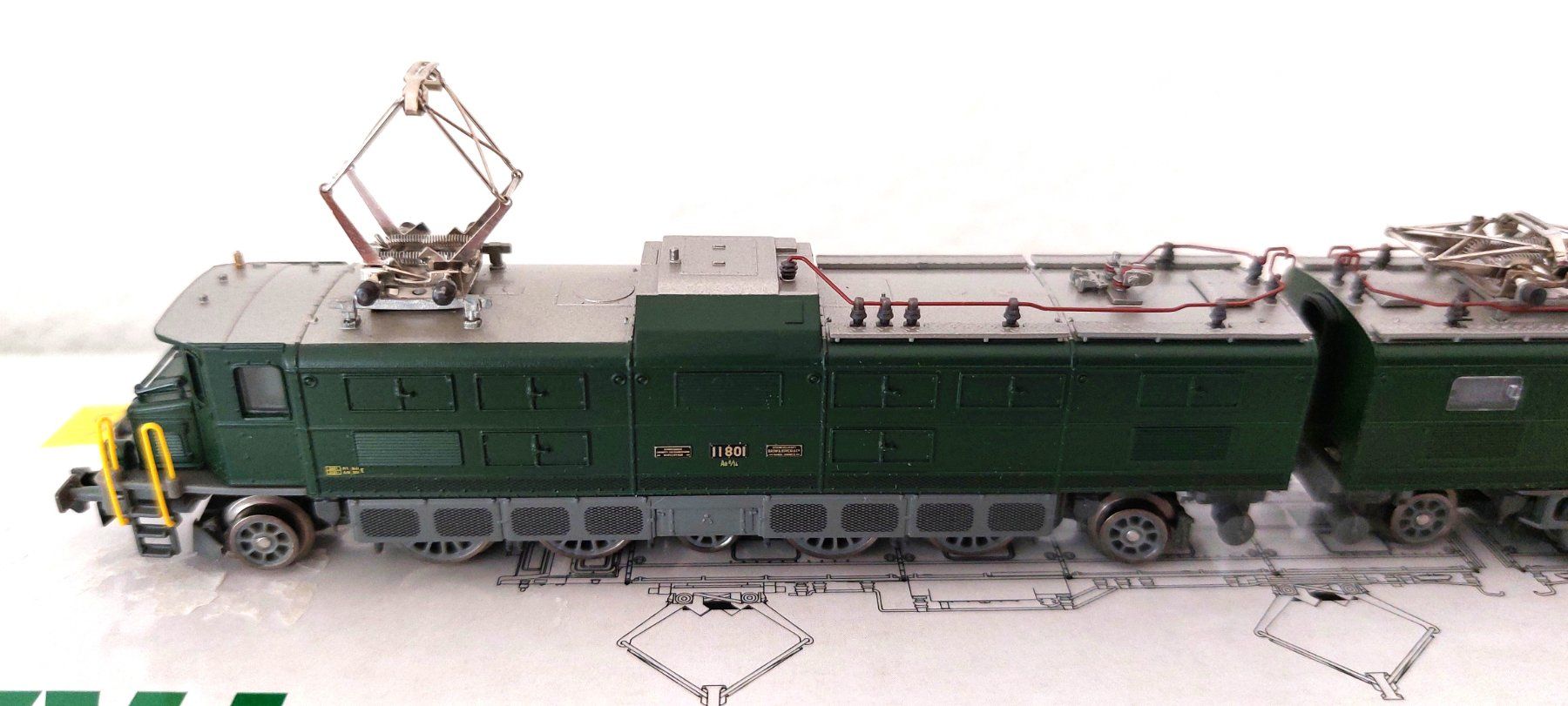 Trix Modellini di ferrovie: Minitrix Ae 8/14 SBB 12426 – Nuovo (secondo la descrizione) da Biberist venduto da Ntrains 8