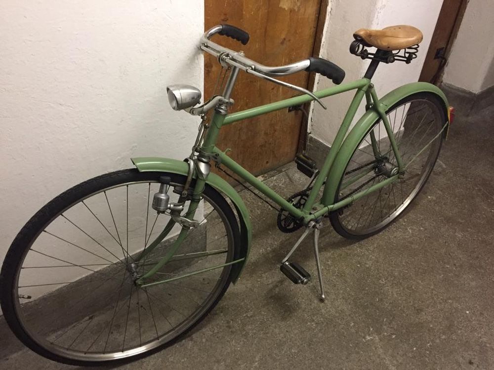 Selle De Vélo Ancienne Rudge - Vintage - Dans Son Jus - À Restaurer