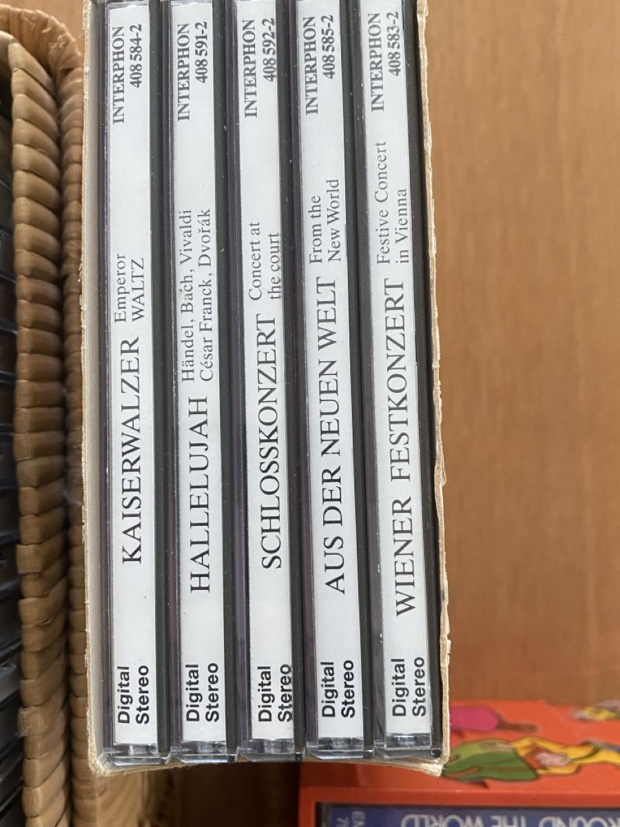 CD: CDs - Kassetten Sammlung diverse Interpreten ca 74+9 – Usato da Flawil venduto da sonnengeist 1