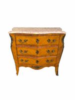 Commode style Louis XV