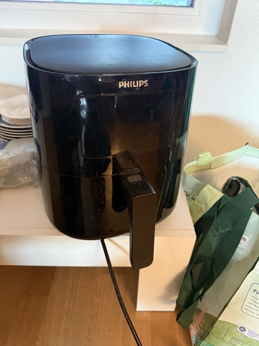 Philips Küchengeräte: Airfryer Philips mit Garantie – Gebraucht aus Frauenfeld von Adele_925 2