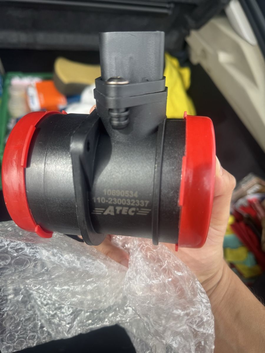 VW Tutti pezzi di ricambio auto: Luftmassenmesser ATEC - Neu – Nuovo e nell'imballaggio originale da Wolfhausen venduto da metalgear99