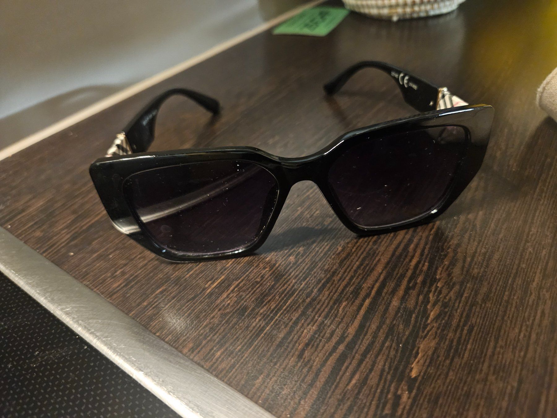Occhiali & Lenti: Am Strand gekaufte Brille – Usato da Luzern venduto da Staenker 2