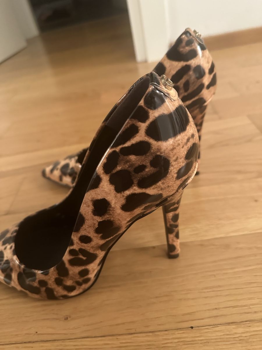 Guess Damenschuhe: Guess shoes – Gebraucht aus Paradiso von kat_srp7 1
