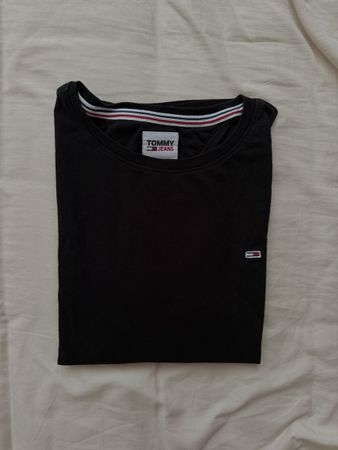Tommy Jeans T-Shirt Schwarz Grösse S neuwertig