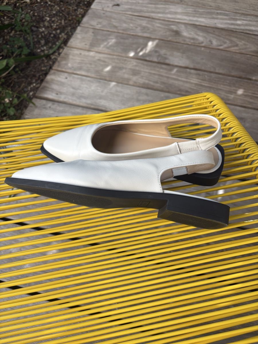 Damenschuhe: CPH STUDIOS Pumps offwhite Grösse 38 neu – Neu und originalverpackt aus Rüttenen von Peace61 2
