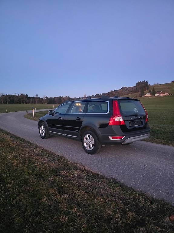 Automobili: Volvo v70/xc70 – Usato da Waldkirch venduto da Michaelmanser 3