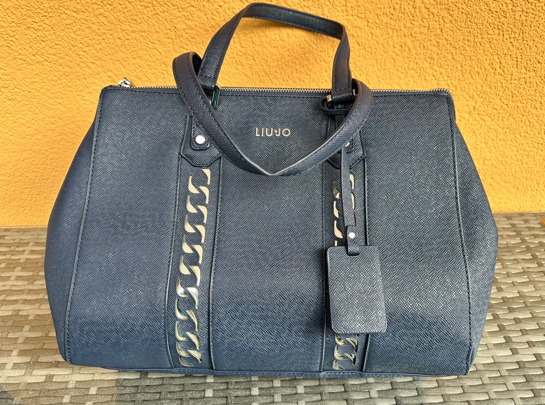 Liu Jo Borse da donna: LIU JO - Wunderschöne Handtasche, Leder in Jeans Optik – Nuovo (secondo la descrizione) da Luzern venduto da Mademoiselle_Poulain