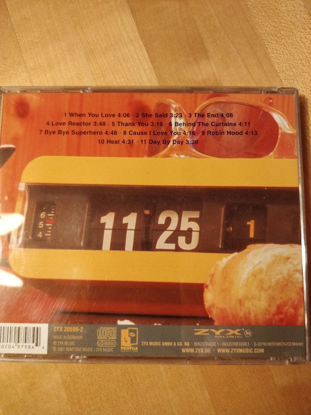 CDs: Eleven 25,  at eleven twenty-five – Neuf (Voir description) à Grosswangen par Dacotojafa 1