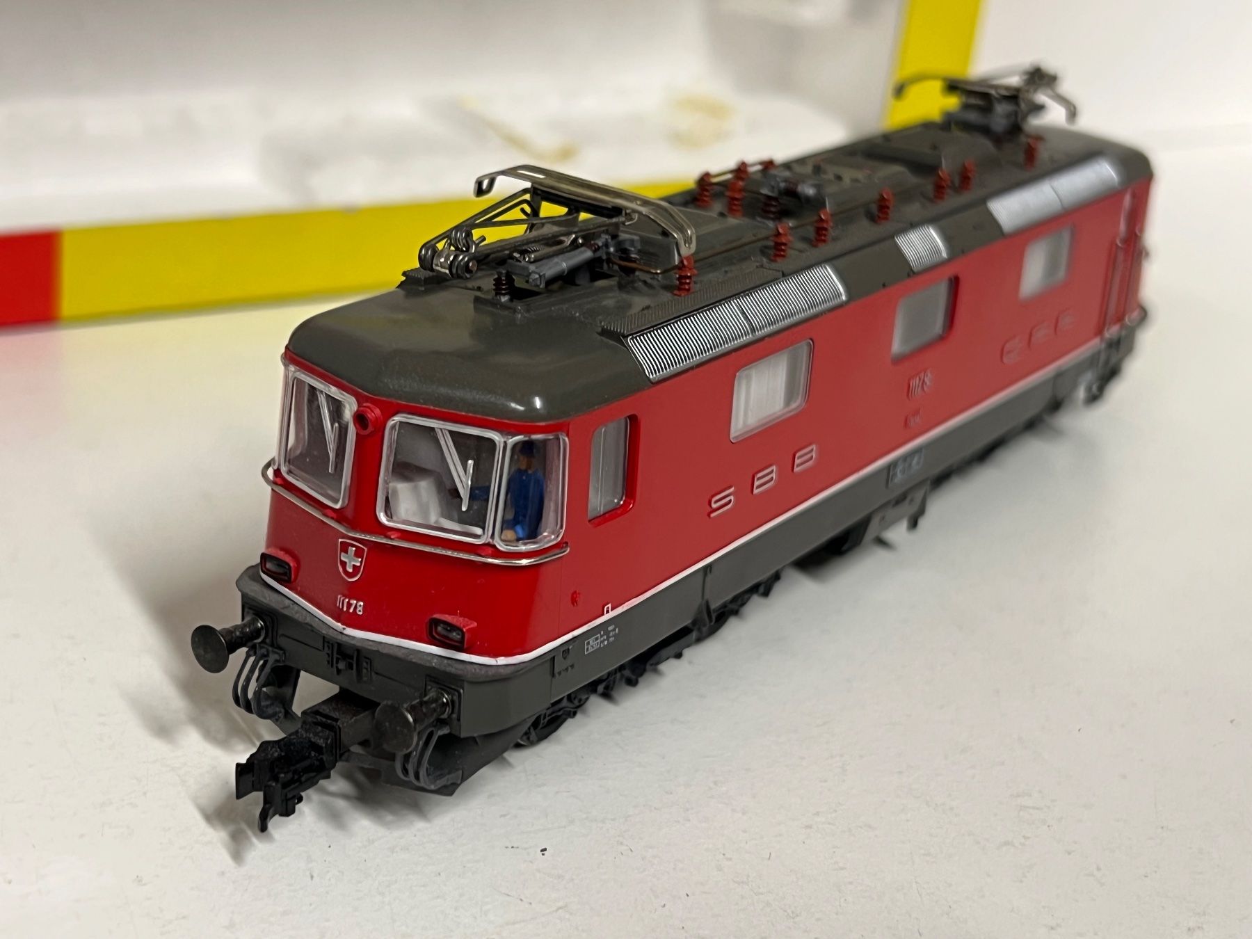 Fleischmann Modellini di ferrovie: Fleischmann SBB 4342 Re 4/4 ll Lok 11178 H0 DC – Usato da Neuenhof venduto da ludovicco 2