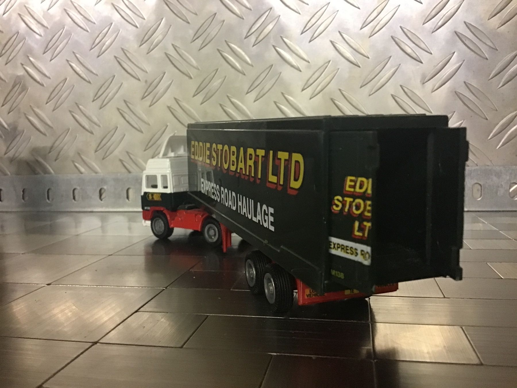 Corgi Toys Kit di modellismo & Modellini statici: EDDIE STOBART LTD EXPRESS ROAD HAULAGE – Usato da Männedorf venduto da Spezial-Modelle 2