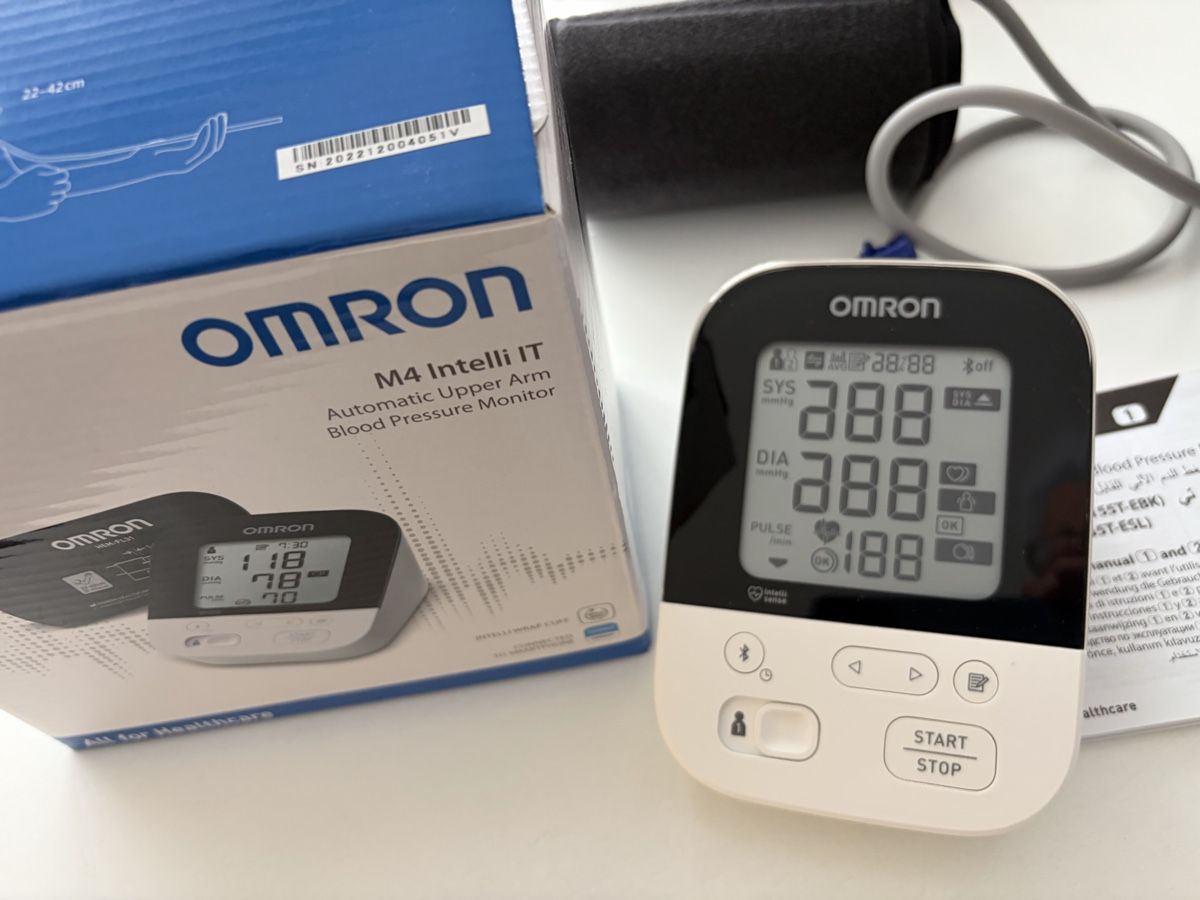Omron Attrezzature mediche: Omron M4 Intelli IT neuwertig – Nuovo (secondo la descrizione) da Zürich venduto da masako 3