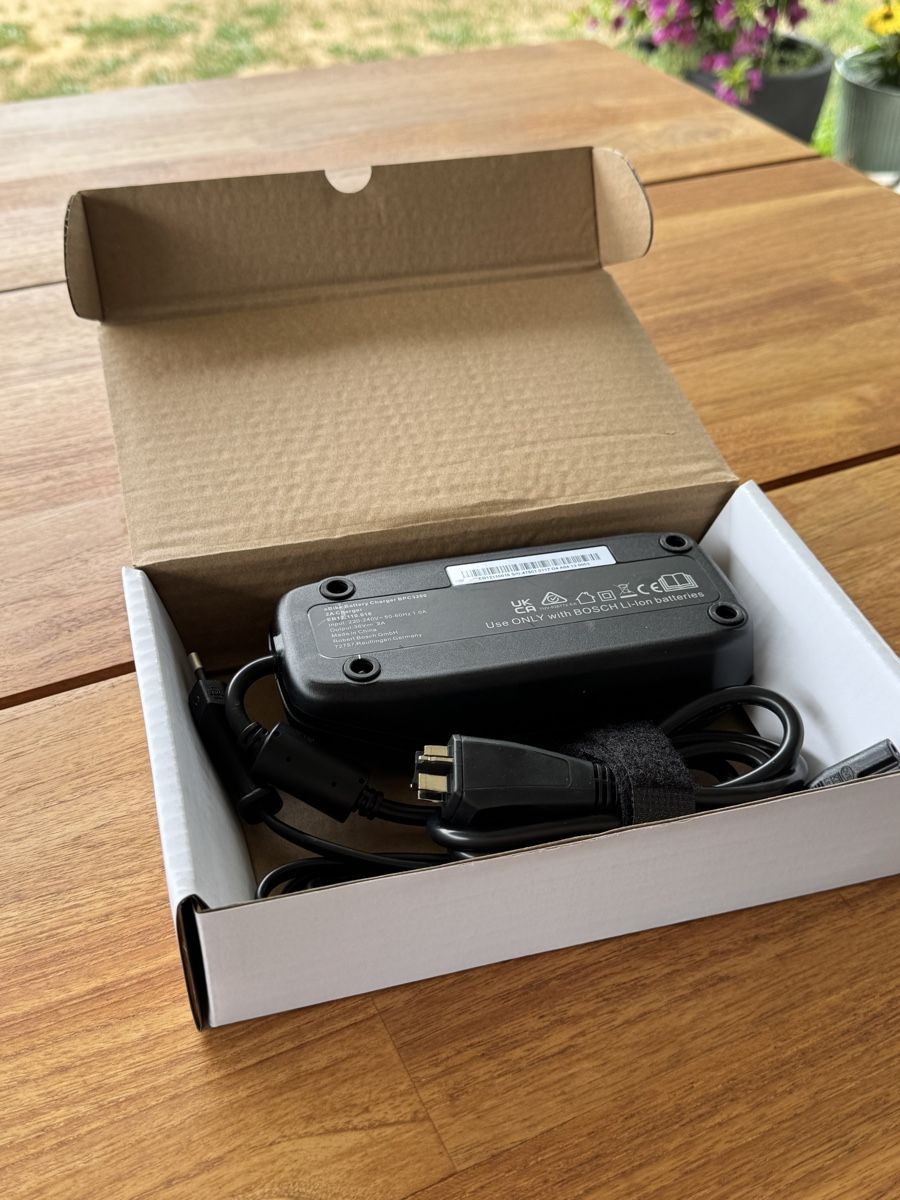 Bosch Ladegeräte: eBike Battery Ladegerät Bosch BPC3200 2A – Neu und originalverpackt aus St. Erhard von Zurbi3 1