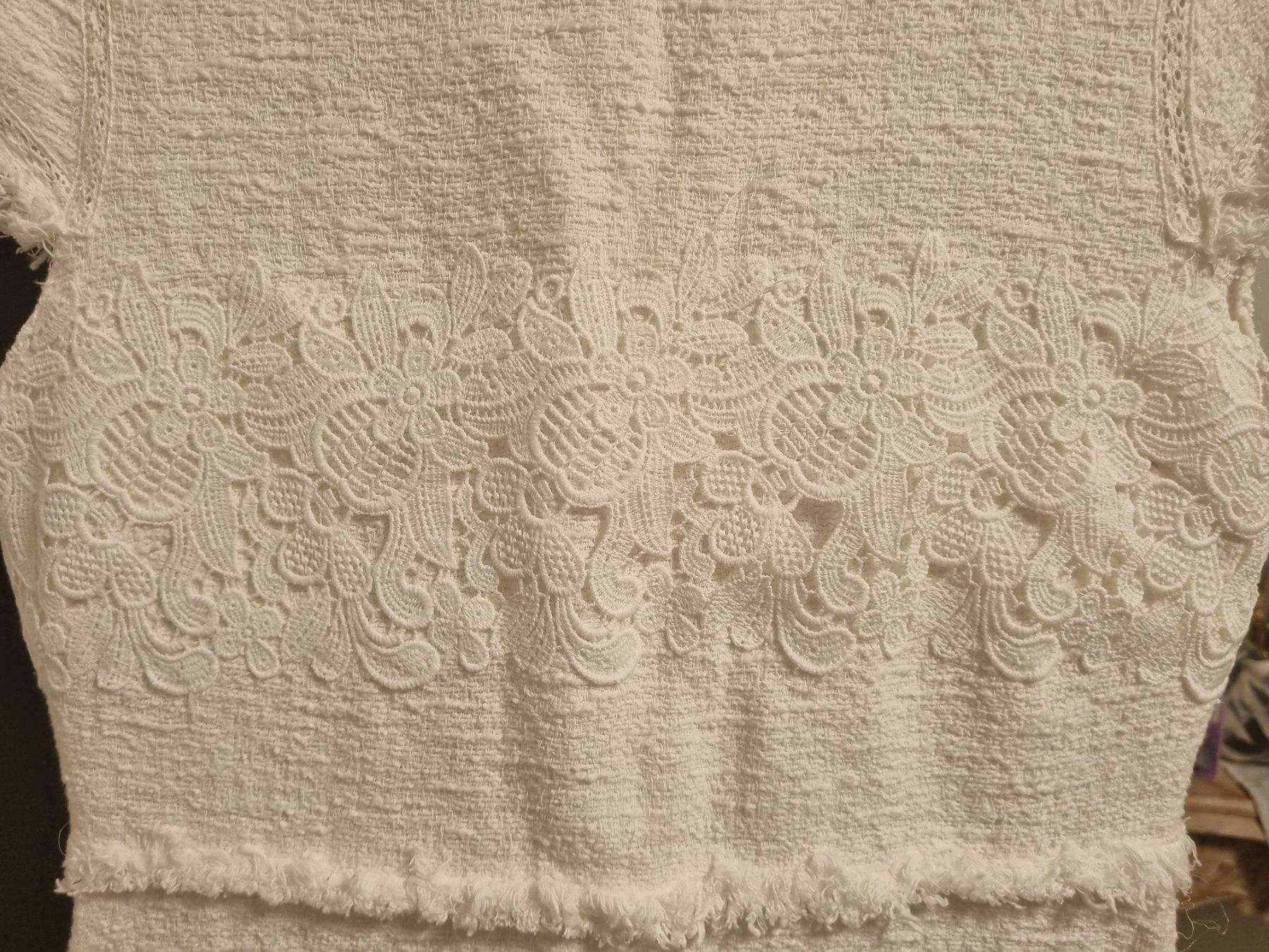 Vestiti: Kleid in klassischen  Look mit Spitze – Usato da Uerkheim venduto da Pod23 6