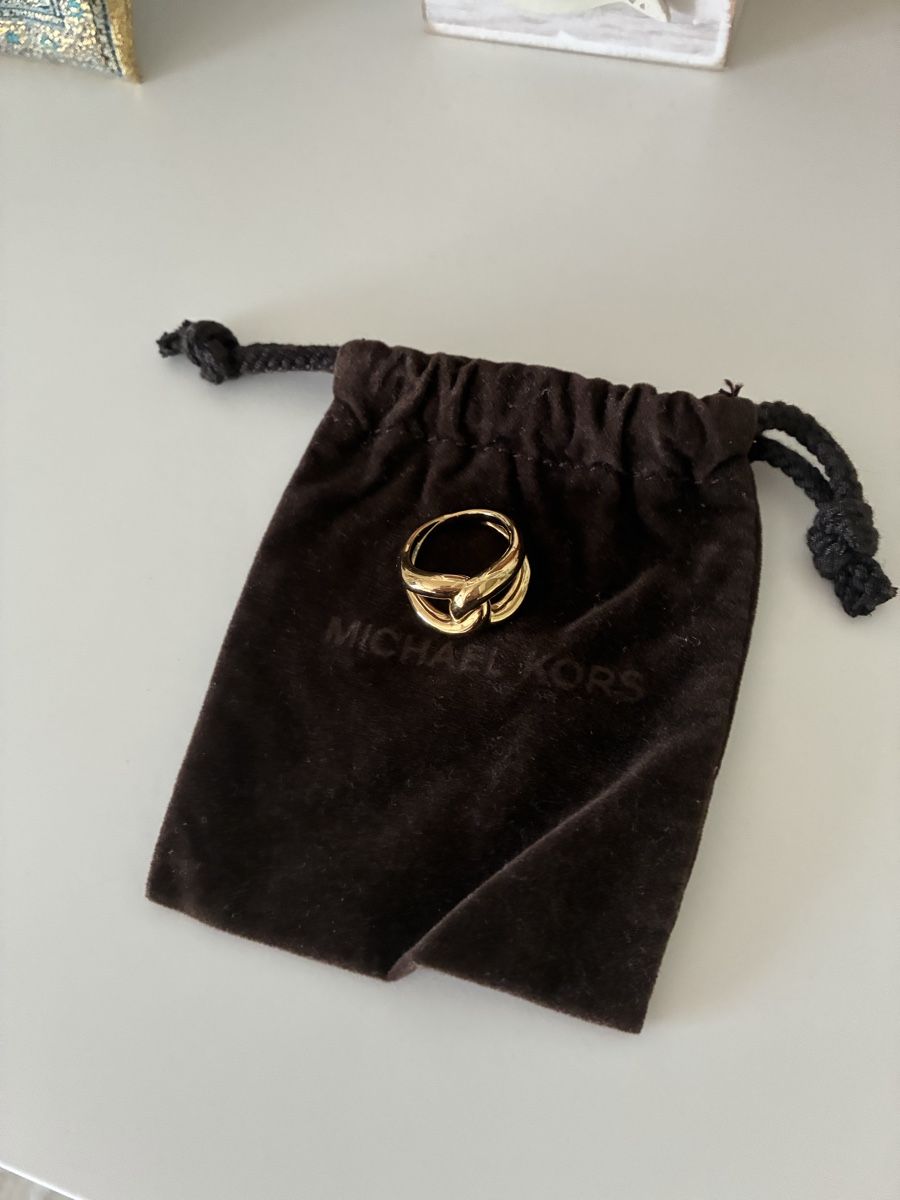 Michael Kors Bagues: Ring Michael Kors goldfarben Design . Top!! – D'occasion à Dübendorf par mar_s66c 2