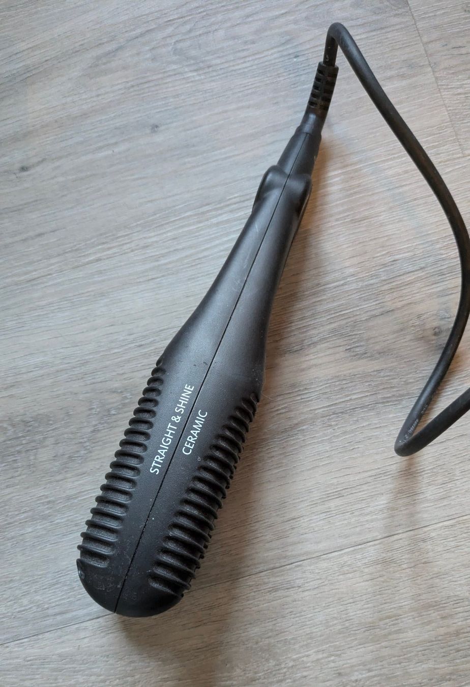 Lockenstäbe & Haarglätter: Lisseur Straight & Shine Céramique – Gebraucht aus Orsieres von IndianaJones50a 1