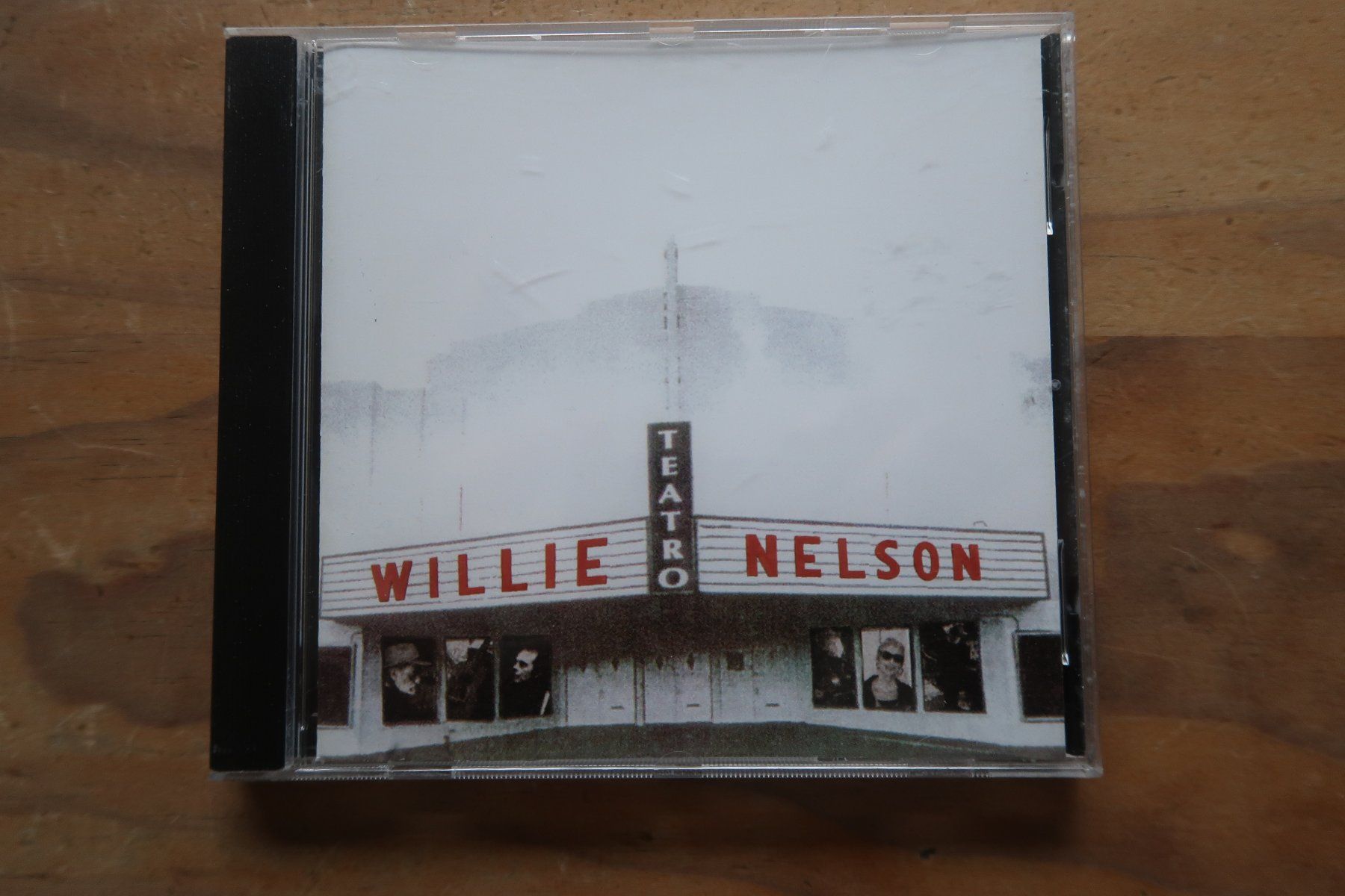 CD: WILLIE NELSON - TEATRO - CD – Usato da Basel venduto da Patiscat