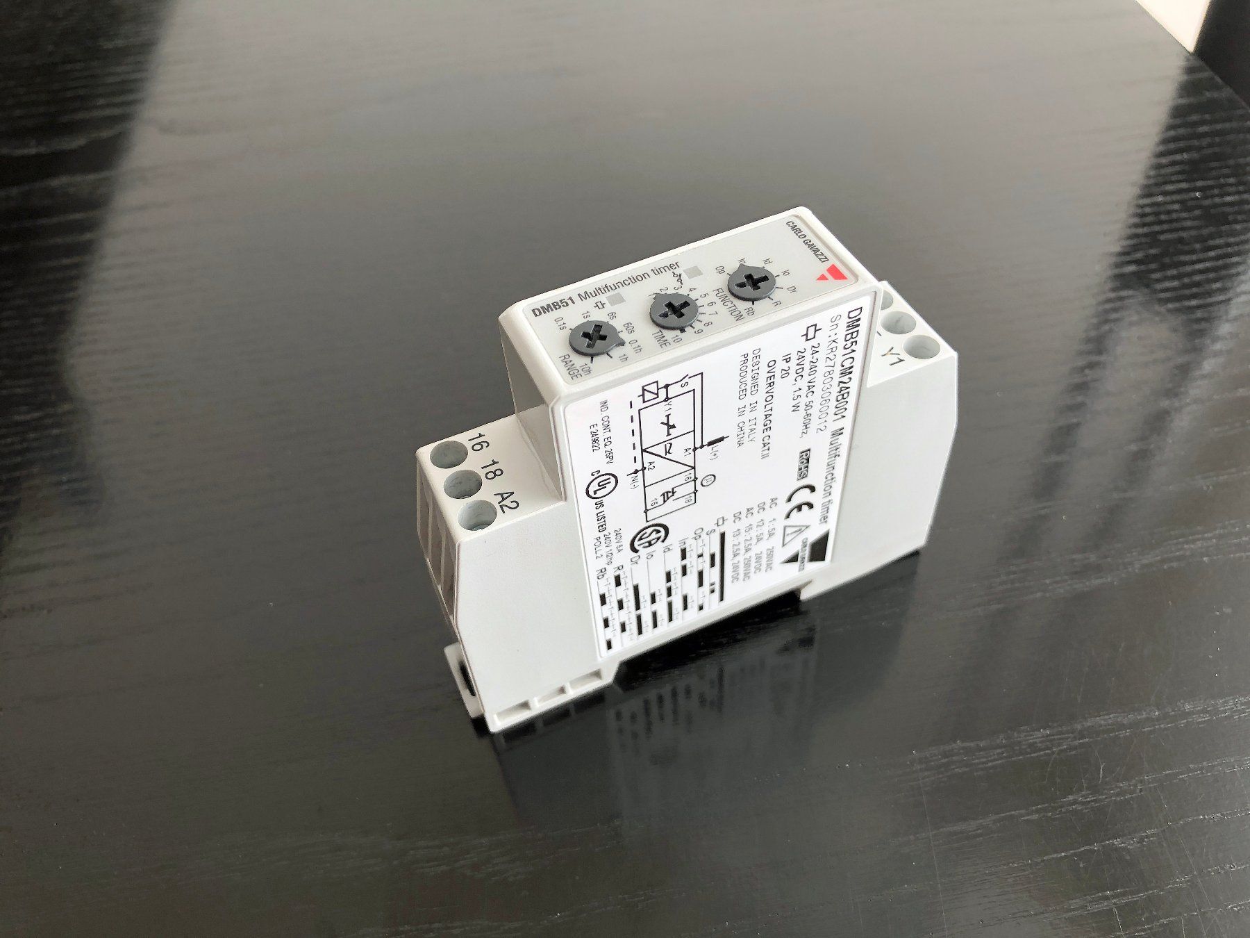 Componenti elettronici: Multifunktions Timer DMB5 - von CARLO GAVAZZI – Nuovo (secondo la descrizione) da Edlibach venduto da habaum