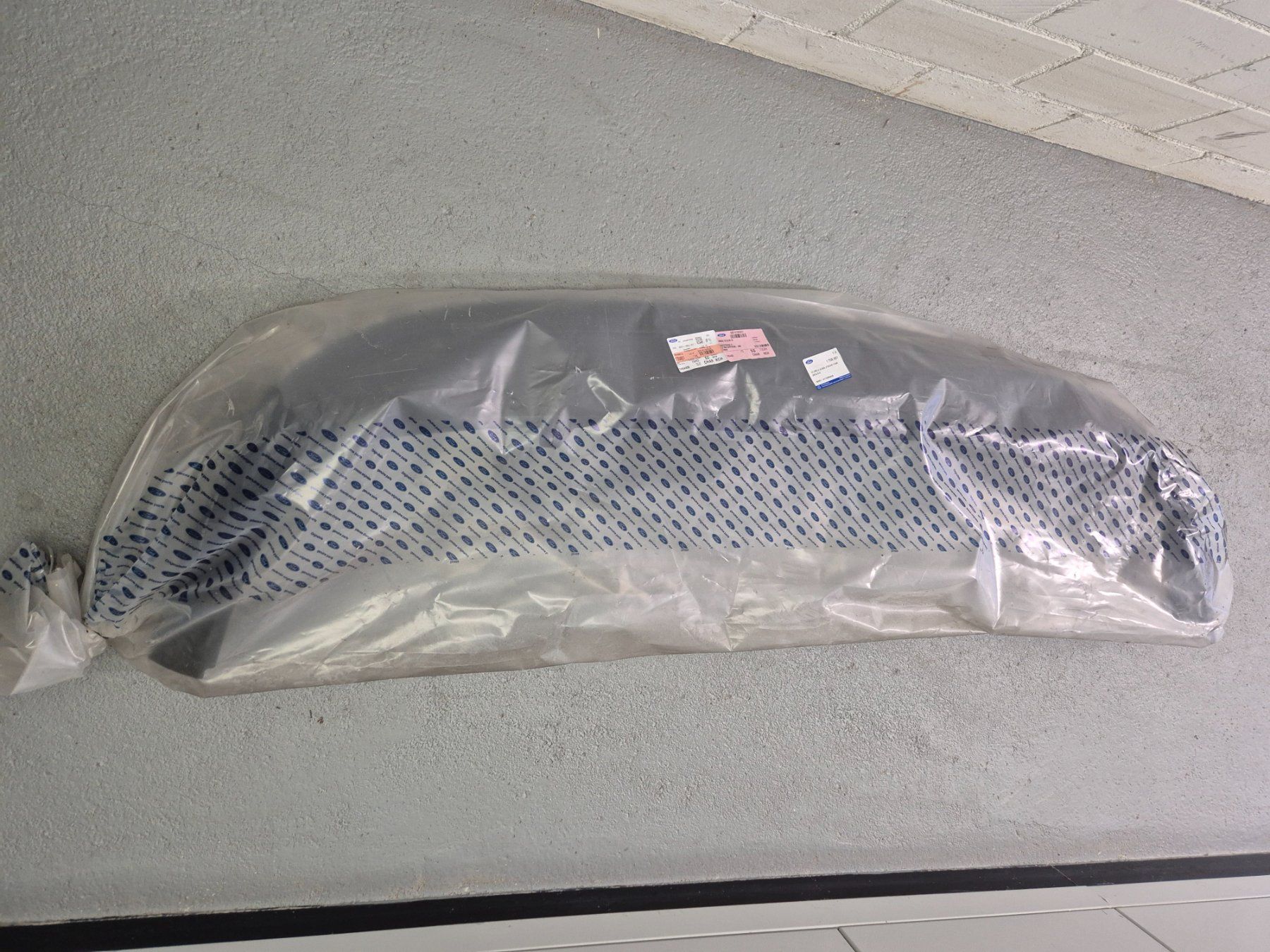 Ford Tutti pezzi di ricambio auto: Heckdiffusor Stosstange hinten für Ford Focus – Nuovo e nell'imballaggio originale da Domat Ems venduto da tchnesa 7