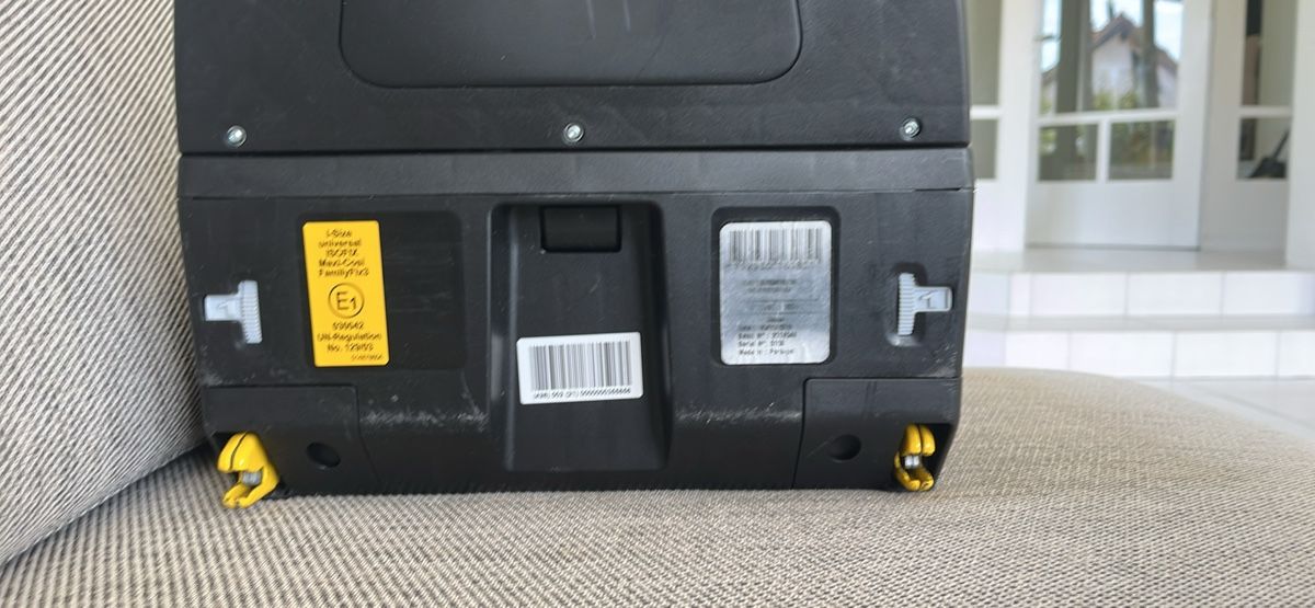 Maxi-Cosi Auto-Kindersitze: Maxi Cosi - Isofix – Gebraucht aus Abtwil SG von JjohnMcGilbert 2