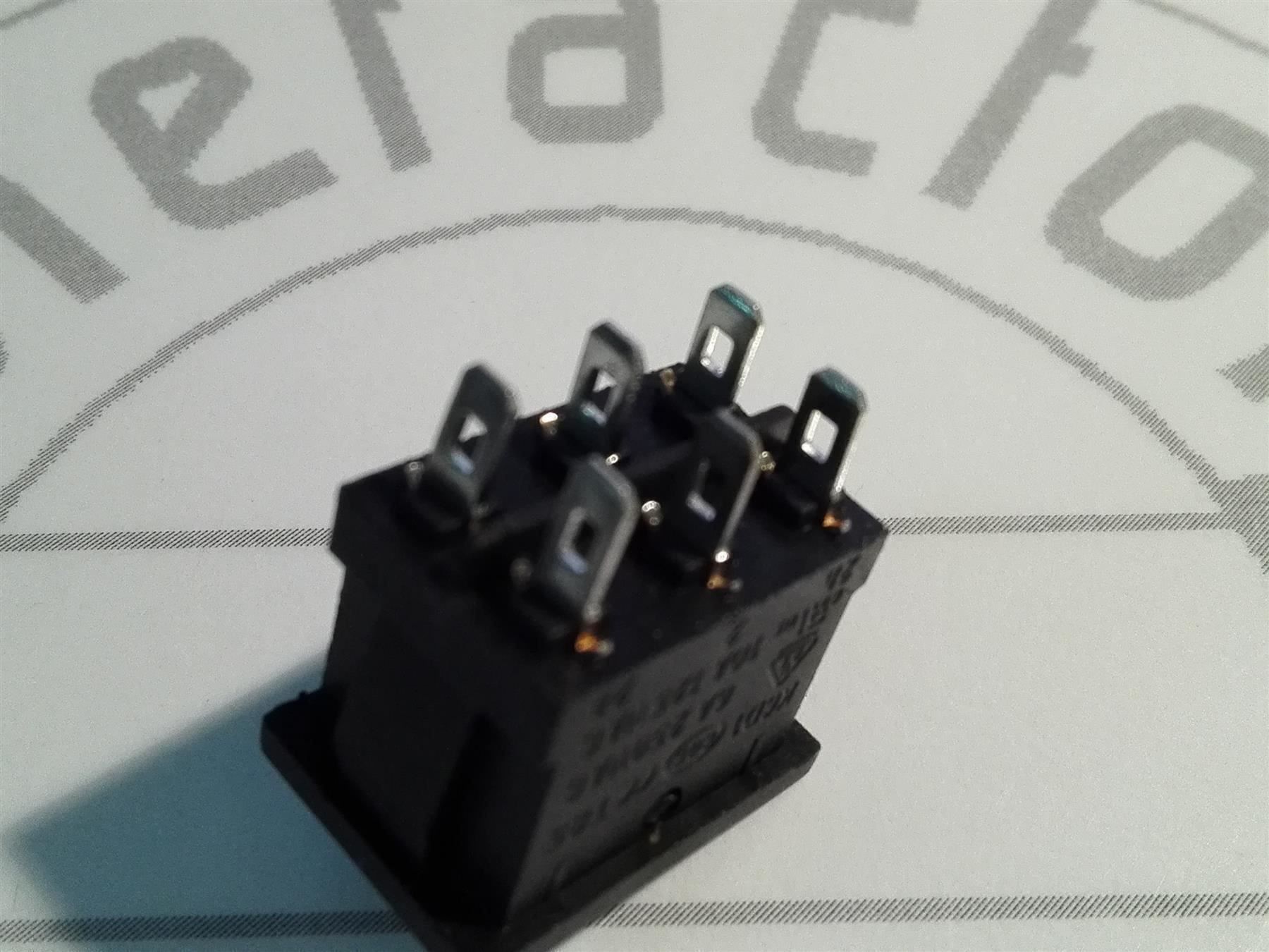 Interruttori: Wippschalter AN/AUS, schwarz 6PIN – Nuovo (secondo la descrizione) da Luzern venduto da Salefactory 2