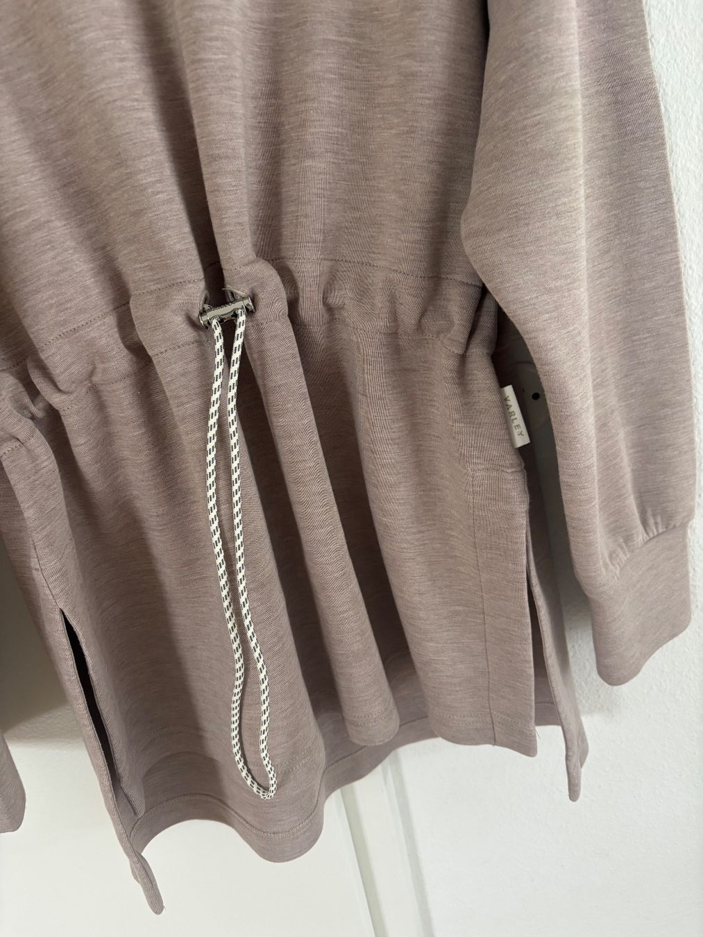 Maglioni & Felpe: Varley Athleisure Pullover – Nuovo e nell'imballaggio originale da Luzern venduto da Chiara.9 2