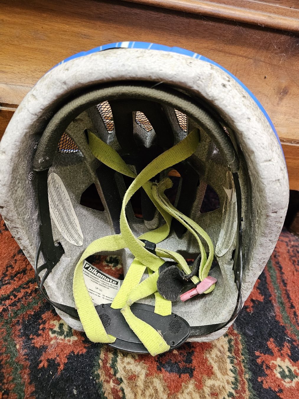 Helme: Verschiedene Velo Helme je 5.Franken – Gebraucht aus Tägerwilen von rmaerk 1